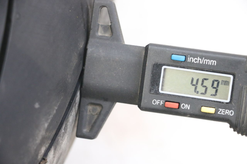 photo de REAR WHEEL RIM TRIUMPH SPEED TRIPLE T301 900 (1994 - 1996) - Zoom on usage condition