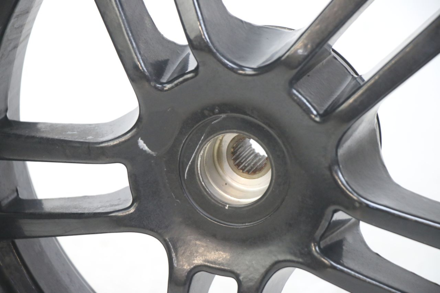 photo de REAR WHEEL RIM PEUGEOT SPEEDFIGHT 4 4T 50 (2015 - 2020) - Surface and material condition