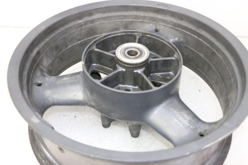 photo de REAR RIM TRIUMPH SPRINT 900 (1995 - 1998) - Zoom on usage condition