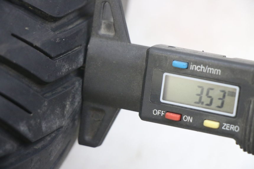 photo de REAR WHEEL RIM APRILIA SR 2T 50 (2012 - 2017) - Zoom on usage condition