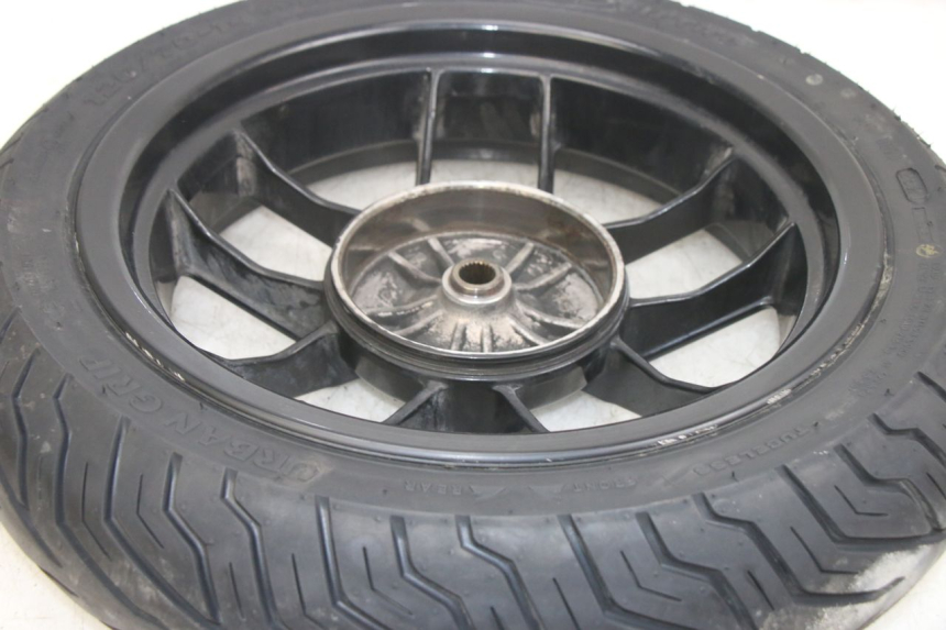 photo de REAR WHEEL RIM APRILIA SR 2T 50 (2012 - 2017) - Technical close-up