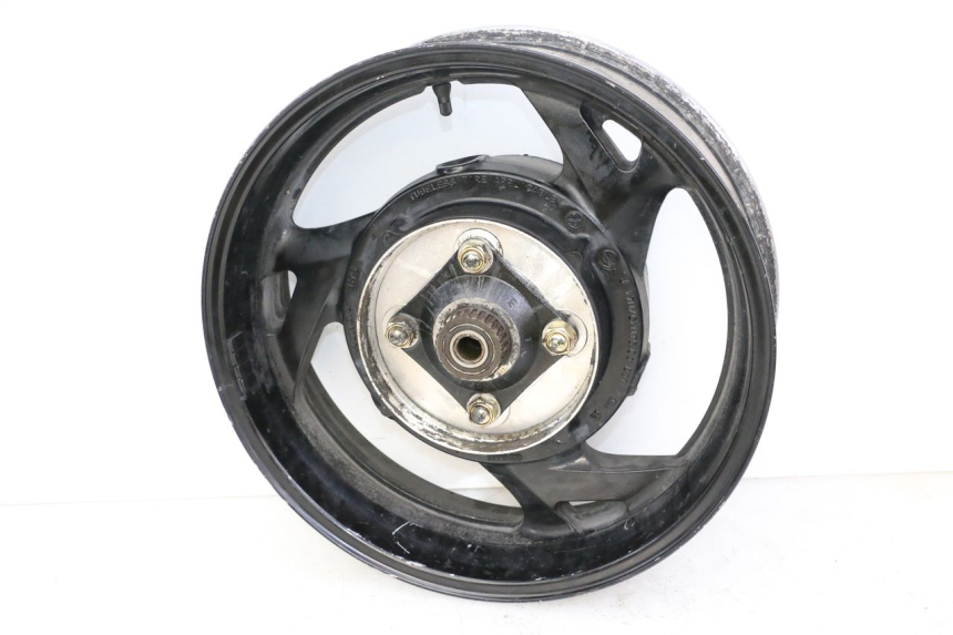 photo de REAR RIM HONDA ST PAN EUROPEAN 1300 (2002 - 2013) - Fixing points details