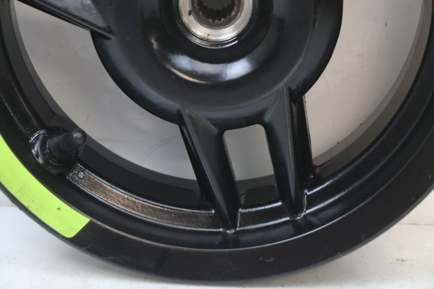 photo de REAR RIM PEUGEOT STREETZONE I 2T 50 (2018 - 2020) - Zoom on usage condition