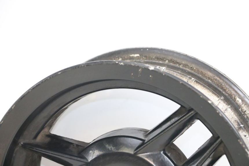 photo de REAR RIM PEUGEOT STREETZONE I 2T 50 (2018 - 2020) - Fixing points details