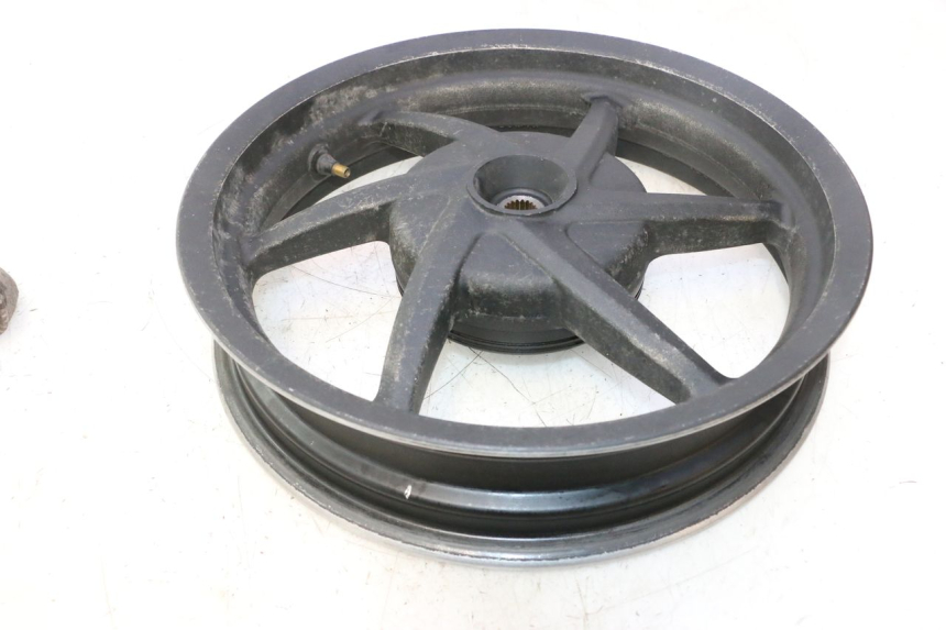 photo de REAR RIM KYMCO SUPER 8 2T 50 (2007 - 2013) - Additional view of the item