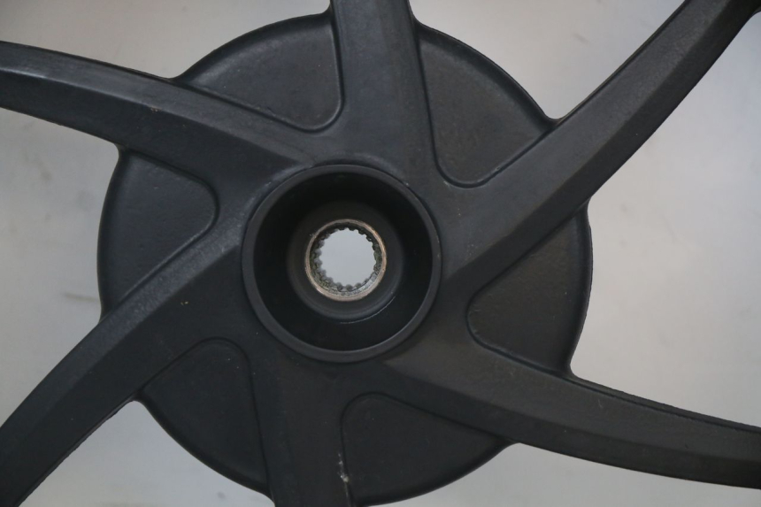 photo de REAR RIM KYMCO SUPER 8 4T 50 (2018 - 2020) - Alternative perspective
