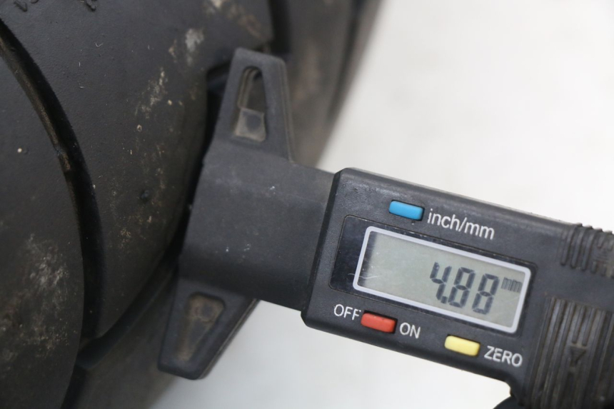 photo de REAR RIM SUZUKI GS F 500 (2004 - 2007) - Alternative angle