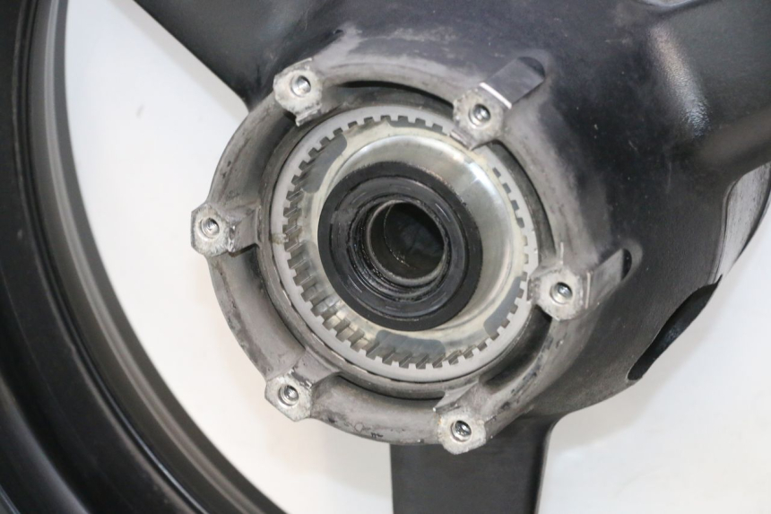 photo de REAR RIM YAMAHA TDM ABS 900 (2002 - 2014) - Component detail