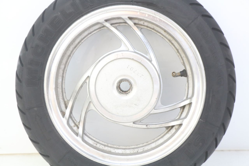 photo de REAR WHEEL RIM PEUGEOT V-CLIC VCLIC 50 (2007 - 2013) - Surface and material condition