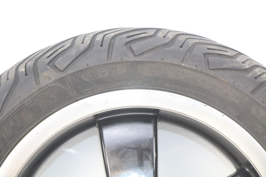 photo de REAR WHEEL RIM PIAGGIO VESPA GTS IGET ABS 125 (2017 - 2023) - High-resolution close-up