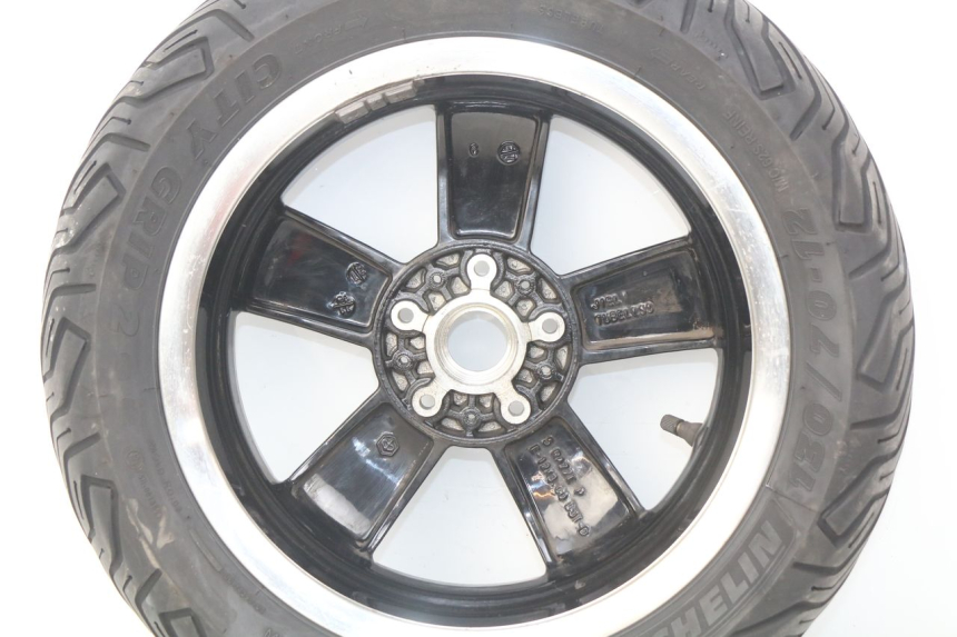 photo de REAR WHEEL RIM PIAGGIO VESPA GTS IGET ABS 125 (2017 - 2023) - Product overview