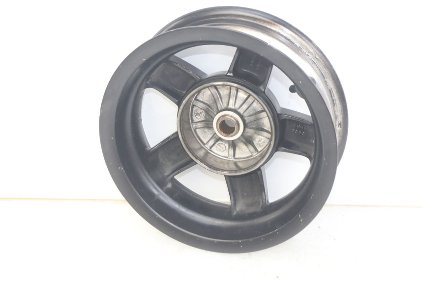 photo de REAR WHEEL RIM PIAGGIO VESPA S 2T 50 (2007 - 2014) - Component detail