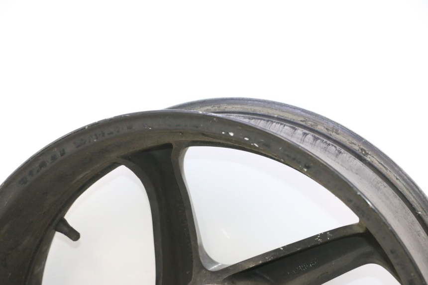 photo de REAR RIM HONDA VFR FI RC46 800 (1998 - 2001) - Distinctive features