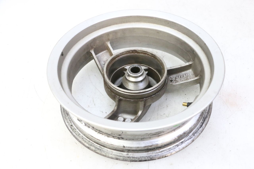 photo de REAR WHEEL RIM PEUGEOT VIVACITY NEW 4T 50 (2008 - 2017) - Additional view of the item