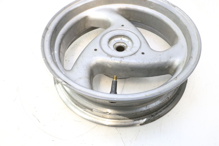 photo de REAR RIM PEUGEOT VIVACITY 50 (2004 - 2009) - Alternative angle