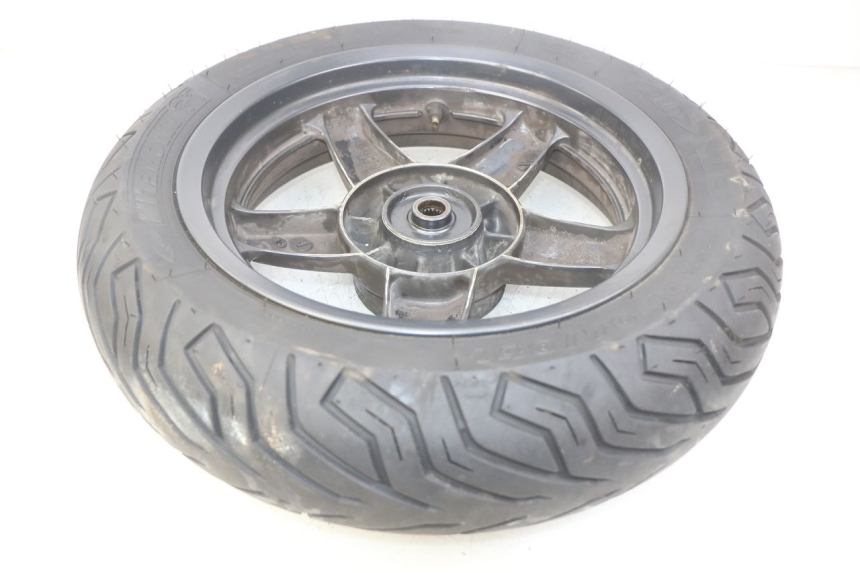 photo de REAR WHEEL RIM YAMAHA XMAX X-MAX 125 (2006 - 2009) - Technical close-up