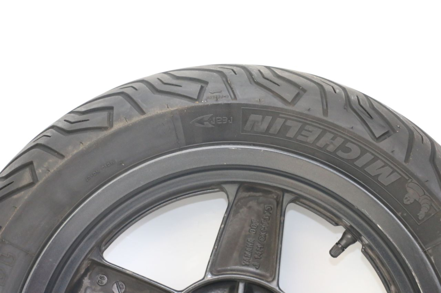 photo de REAR WHEEL RIM YAMAHA XMAX X-MAX 125 (2006 - 2009) - High-resolution close-up