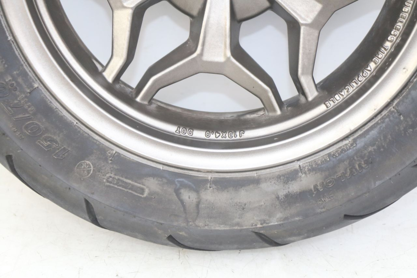 photo de REAR WHEEL RIM KYMCO X-TOWN XTOWN 125 (2016 - 2021) - Surface and material condition