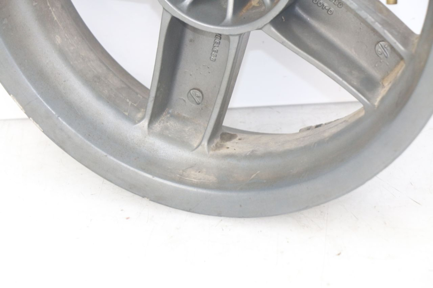 photo de REAR WHEEL PIAGGIO X7 125 (2007 - 2013) - Fixing points details