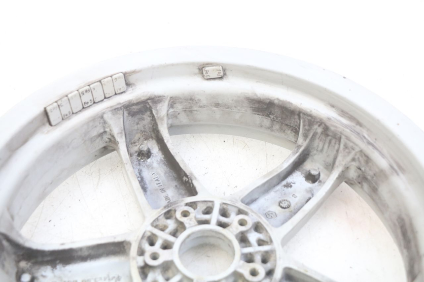 photo de REAR WHEEL RIM PIAGGIO X9 EVOLUTION 125 (2003 - 2007) - Distinctive features