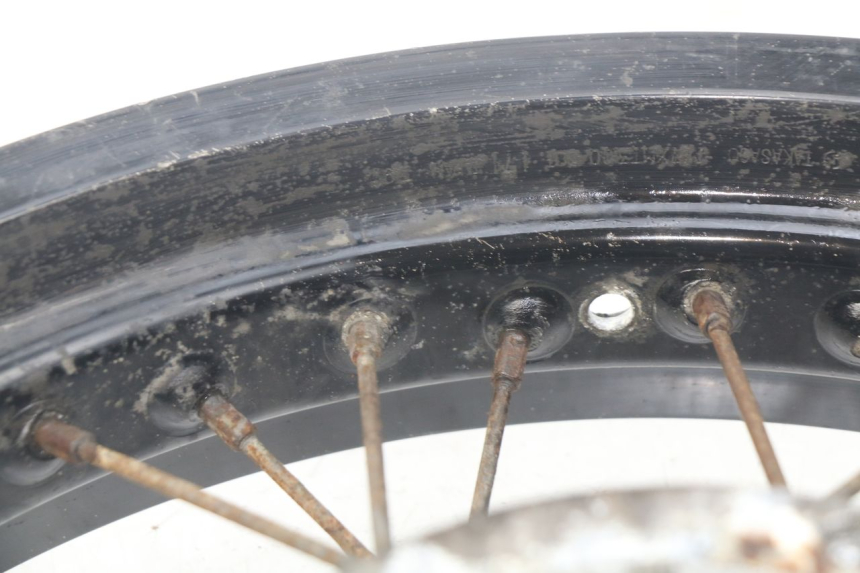 photo de REAR WHEEL RIM SUZUKI XF FREEWIND 650 (1997 - 2003) - Fixing points details