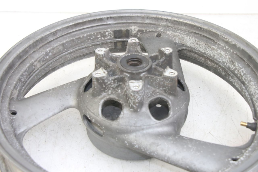 photo de REAR WHEEL RIM YAMAHA XJN DIVERSION 600 (2000 - 2003) - Technical close-up