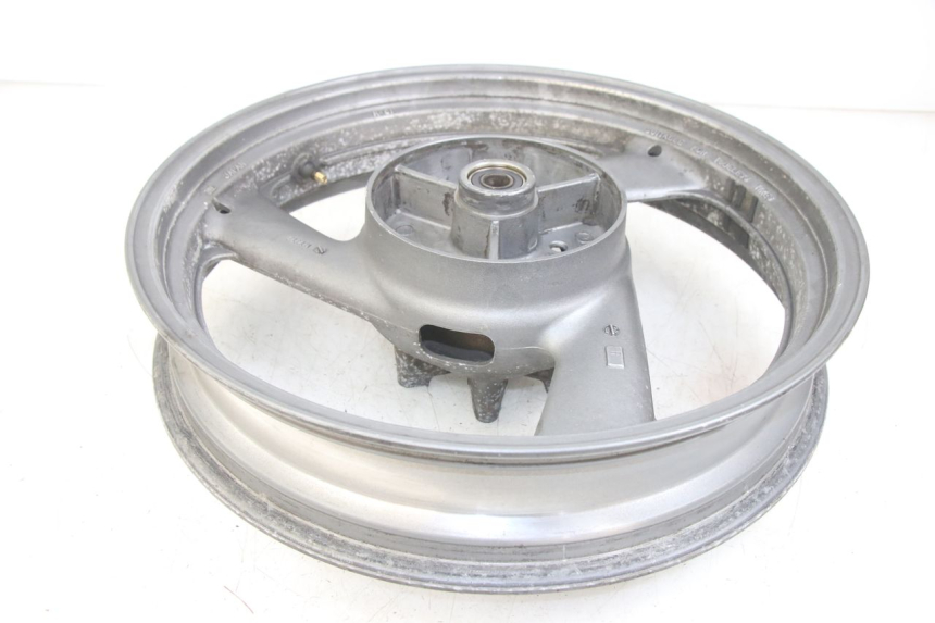 photo de REAR WHEEL RIM YAMAHA XJN DIVERSION 600 (2000 - 2003) - Surface and material condition