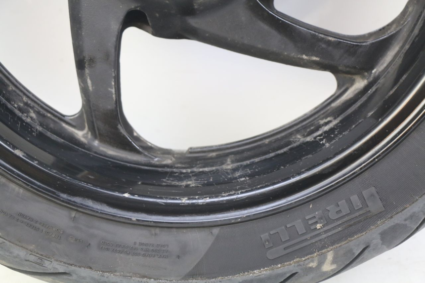 photo de REAR WHEEL RIM YAMAHA XP T-MAX TMAX ABS 500 (2004 - 2007) - Alternative perspective