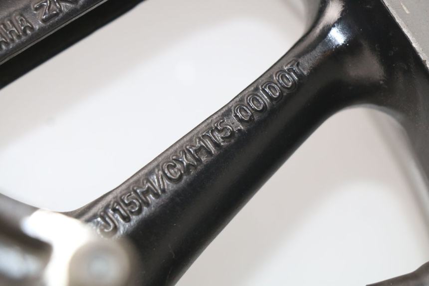 photo de REAR RIM YAMAHA XP T-MAX TMAX 500 (2008 - 2012) - Surface and material condition