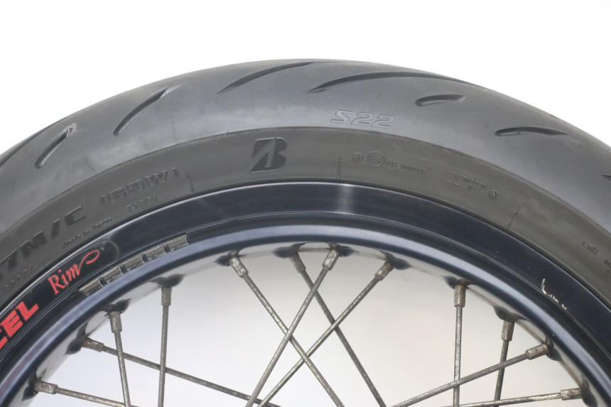 photo de REAR WHEEL YAMAHA XT X 660 (2004 - 2016) - Distinctive features