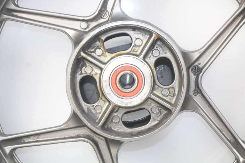 photo de REAR WHEEL RIM KAWASAKI Z S 750 (2003 - 2006) - Additional view of the item