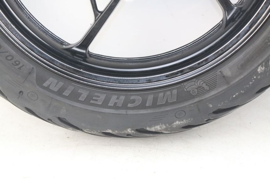 photo de REAR WHEEL RIM KAWASAKI Z 650 (2016 - 2019) - Fixing points details