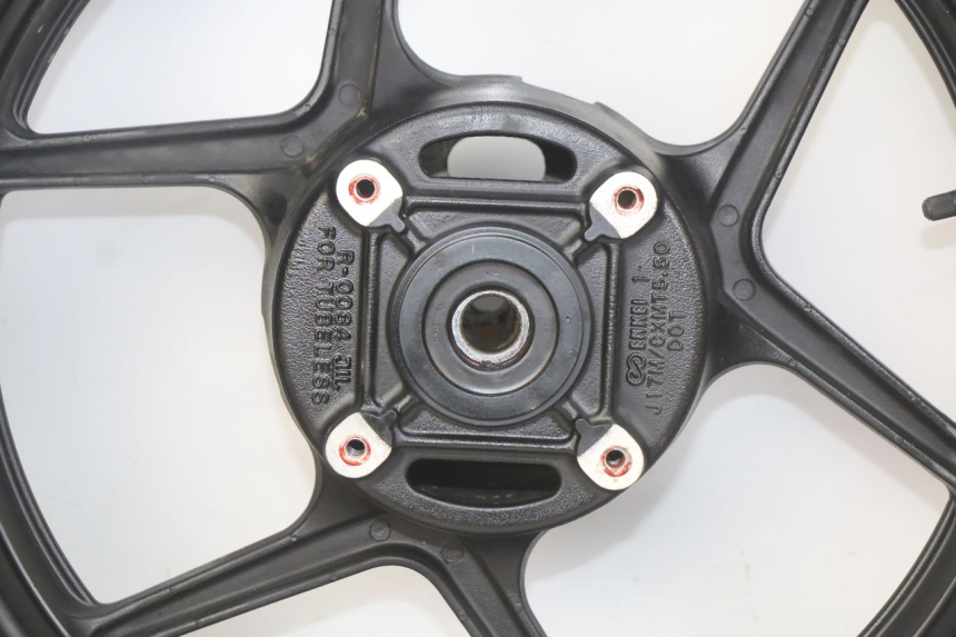 photo de REAR WHEEL RIM KAWASAKI Z 750 (2007 - 2013) - Additional view of the item