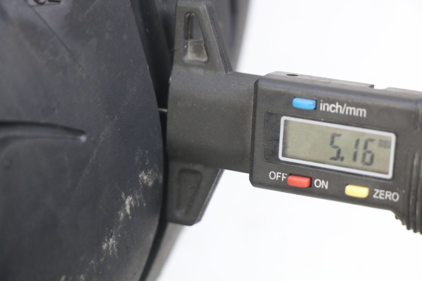 photo de REAR WHEEL RIM KAWASAKI Z 750 (2007 - 2013) - Zoom on usage condition