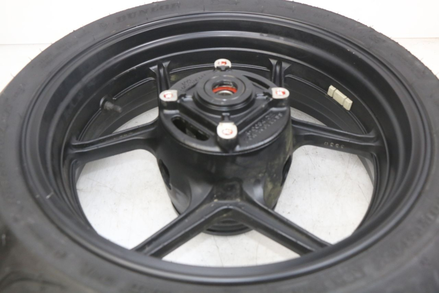 photo de REAR WHEEL RIM KAWASAKI Z 750 (2007 - 2013) - Alternative perspective