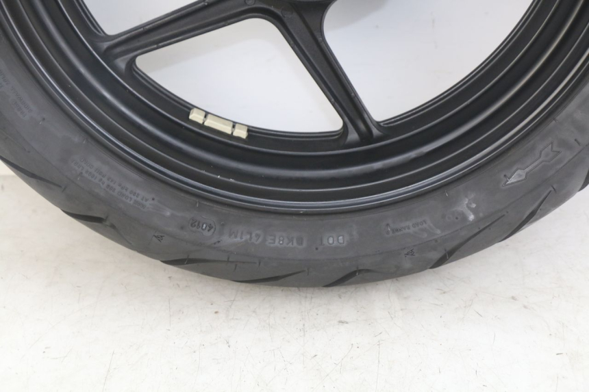 photo de REAR WHEEL RIM KAWASAKI Z 750 (2007 - 2013) - Checked used part