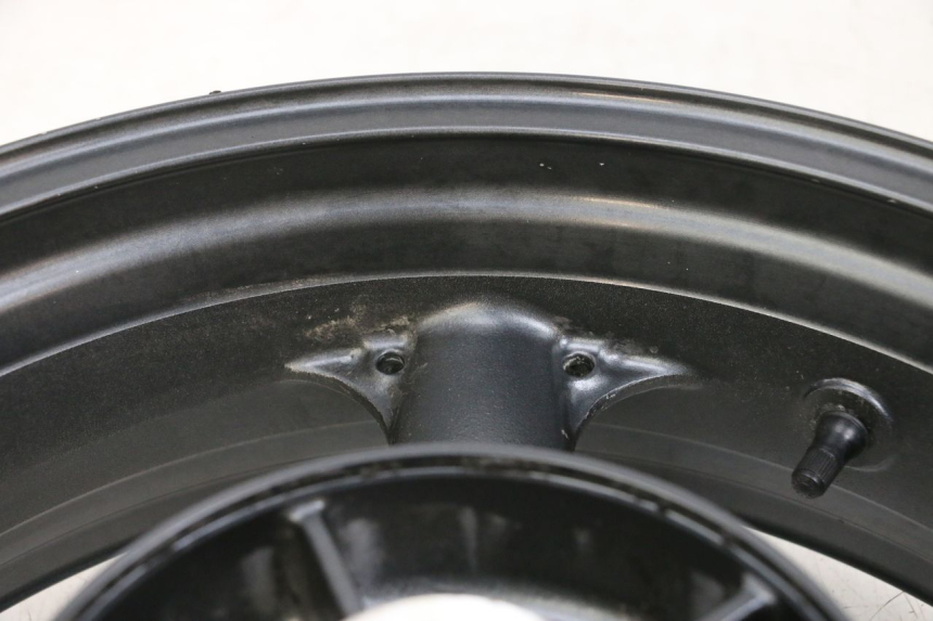 photo de REAR RIM KAWASAKI ZR 7 750 (1999 - 2004) - Alternative perspective