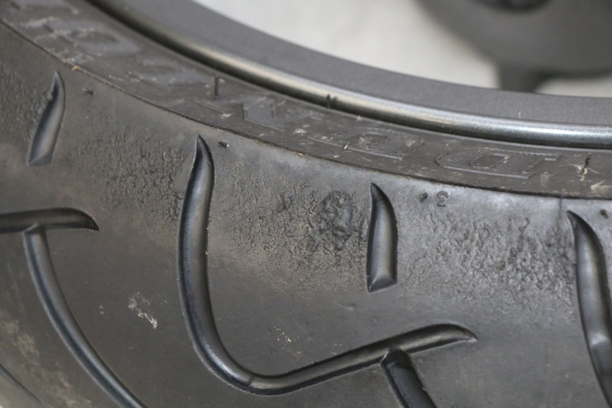 photo de REAR WHEEL RIM KAWASAKI ZX-6R ZX6R 600 (1995 - 1997) - Markings and original references