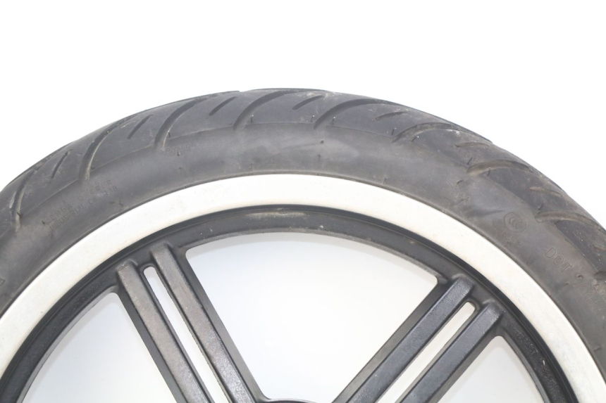 photo de FRONT WHEEL RIM KYMCO AGILITY 16+ 4T 50 (2018 - 2023) - High-resolution close-up