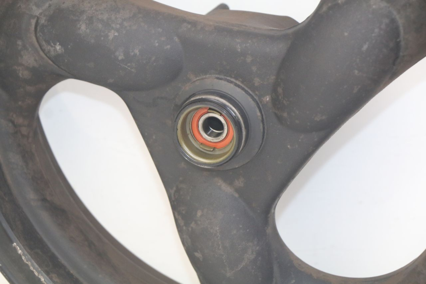 photo de FRONT WHEEL RIM KYMCO AGILITY 4T 50 (2005 - 2018) - Surface and material condition