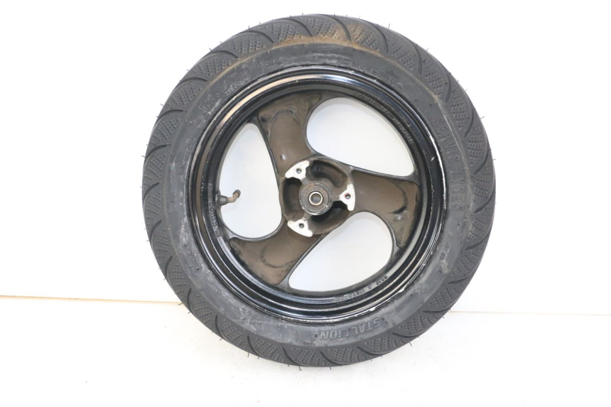 photo de FRONT WHEEL RIM KYMCO AGILITY 4T 50 (2018 - 2022) - Surface and material condition