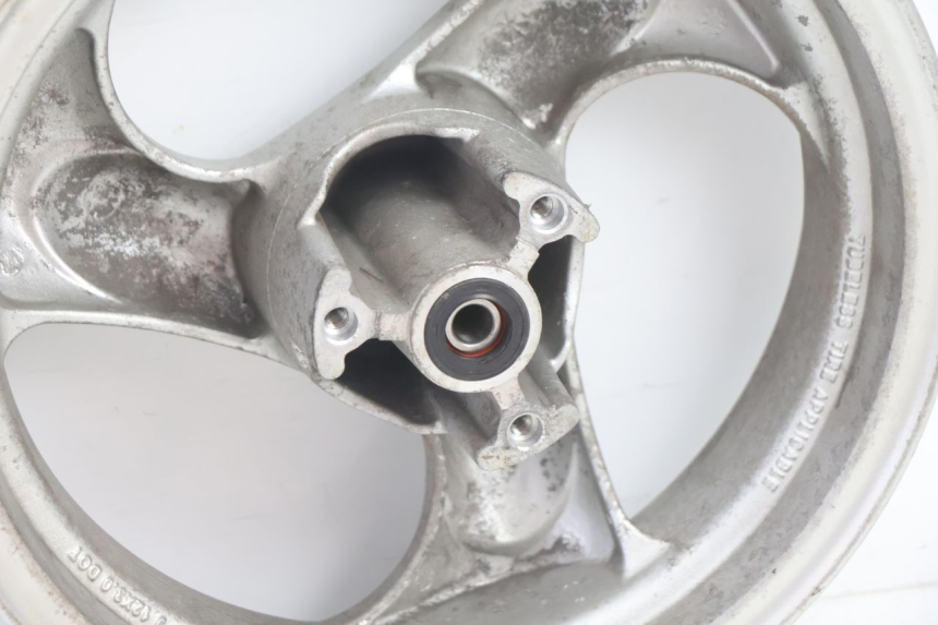 photo de FRONT WHEEL RIM KYMCO AGILITY 4T 50 (2005 - 2018) - Distinctive features