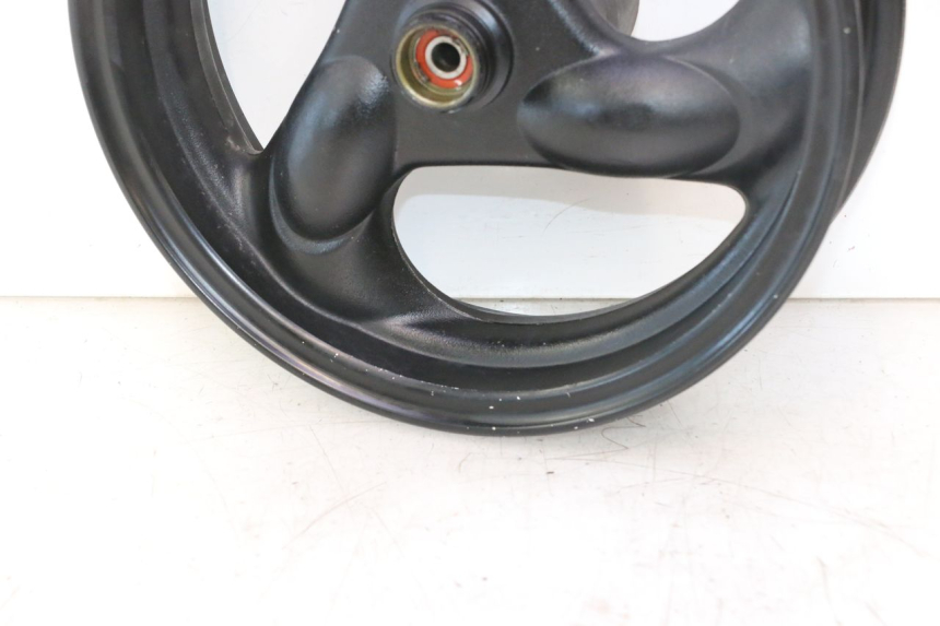 photo de FRONT WHEEL RIM KYMCO AGILITY 4T 50 (2018 - 2022) - Surface and material condition