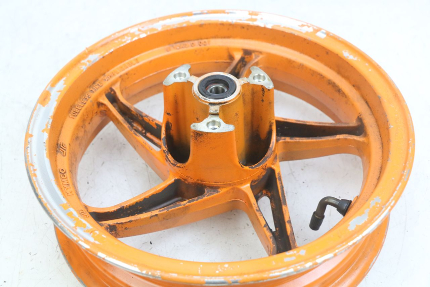 photo de FRONT WHEEL RIM KYMCO AGILITY NAKED RENOUVO 2T 50 (2011 - 2018) - Zoom on usage condition