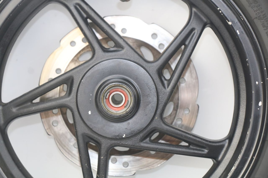 photo de FRONT WHEEL RIM KYMCO AGILITY RS 2T 50 (2009 - 2013) - Surface and material condition