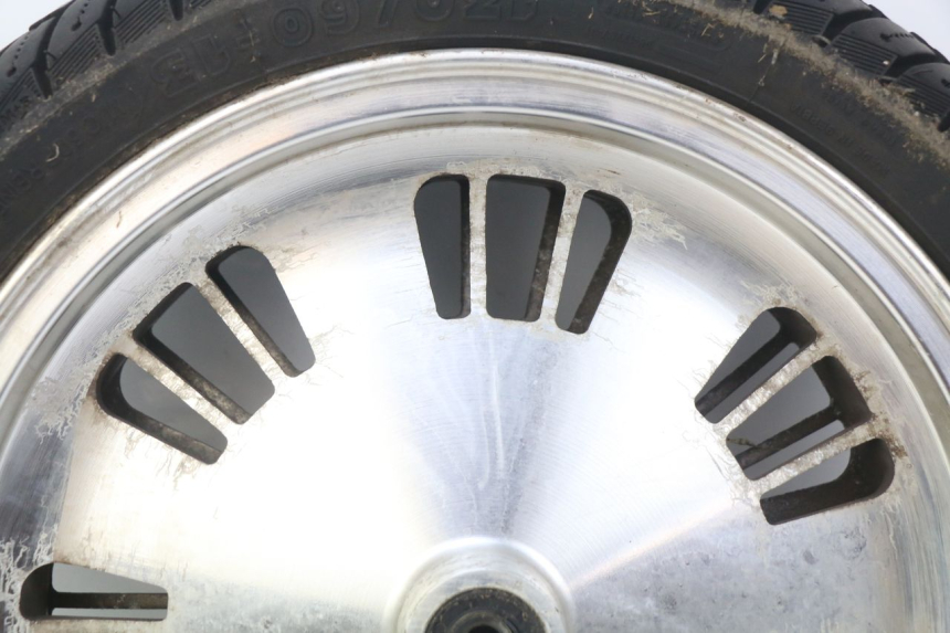 photo de FRONT WHEEL ECCITY ARTELEC 670 1 (2013 - 2017) - High-resolution close-up