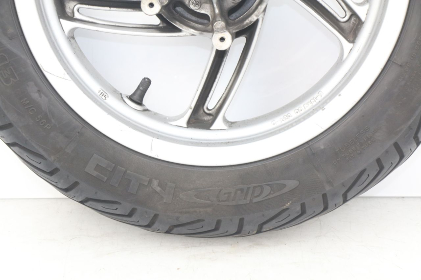 photo de FRONT RIM APRILIA ATLANTIC 125 (2003 - 2009) - Technical close-up