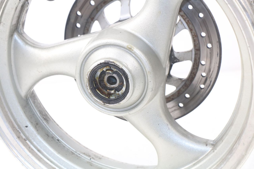 photo de FRONT WHEEL RIM JONWAY AZTRAL 125 (2008 - 2017) - Fixing points details