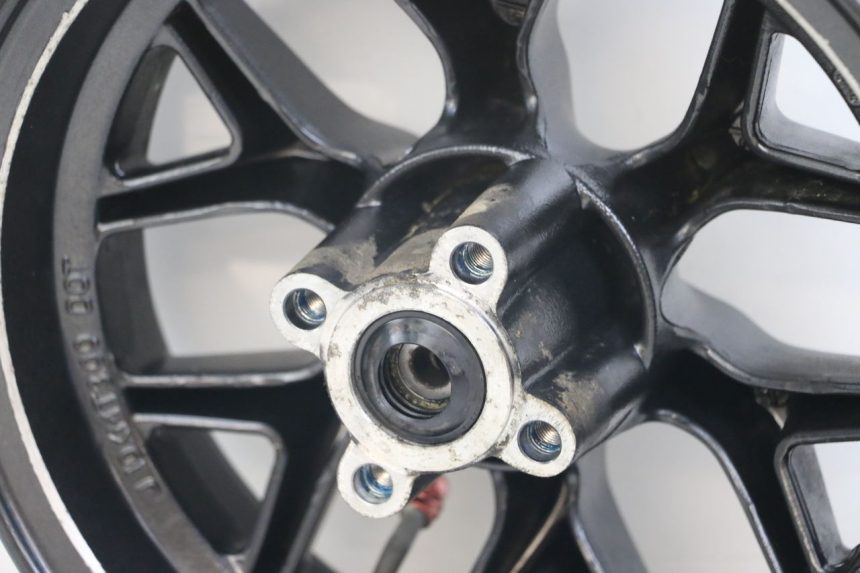 photo de FRONT WHEEL RIM MBK BOOSTER SPIRIT 50 (2004 - 2017) - Alternative perspective