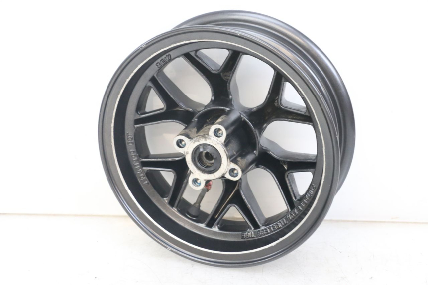 photo de FRONT WHEEL RIM MBK BOOSTER SPIRIT 50 (2004 - 2017) - Fixing points details